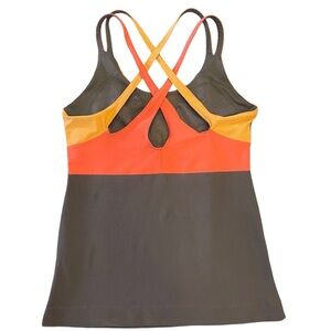 𝅺Nike Fit Dry Workout Tank Top Strappy Medium 8-10 Orange Brown Inner Bra